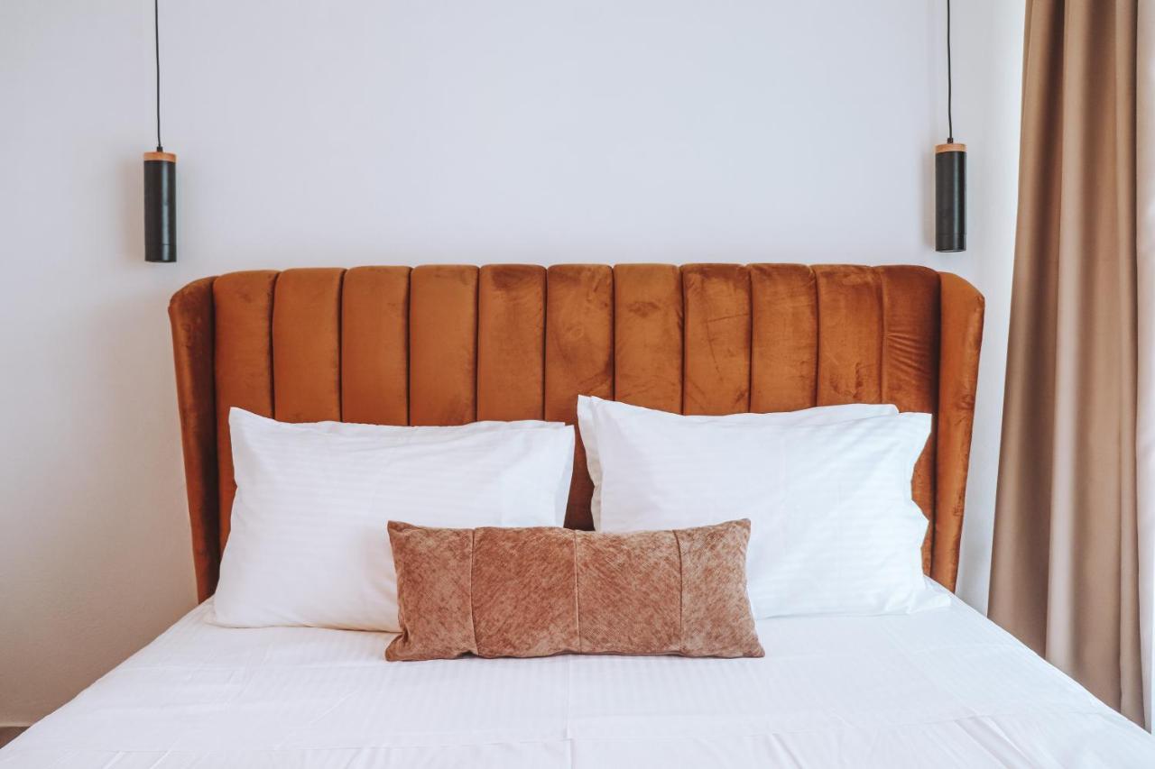 Sithon Diamond Suites 2 Нікіті Екстер'єр фото