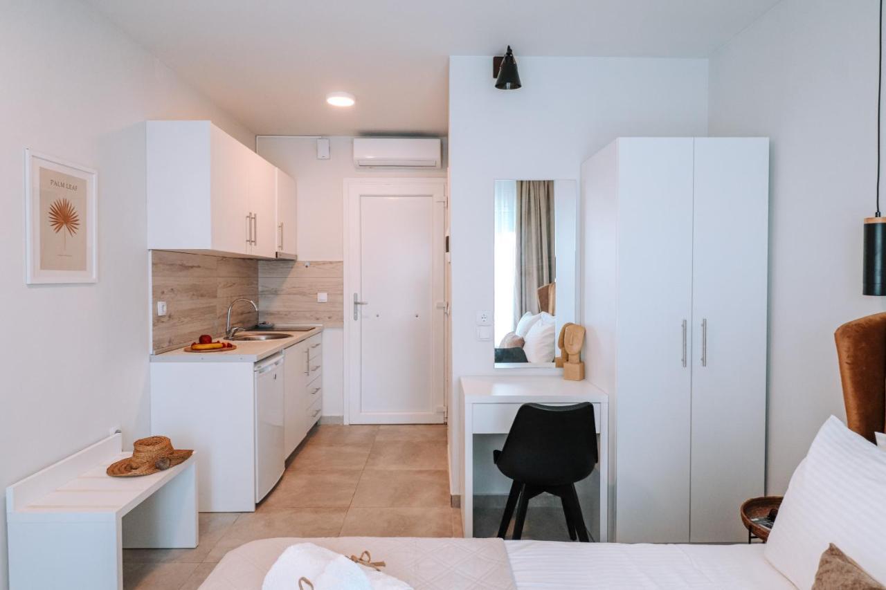 Sithon Diamond Suites 2 Нікіті Екстер'єр фото